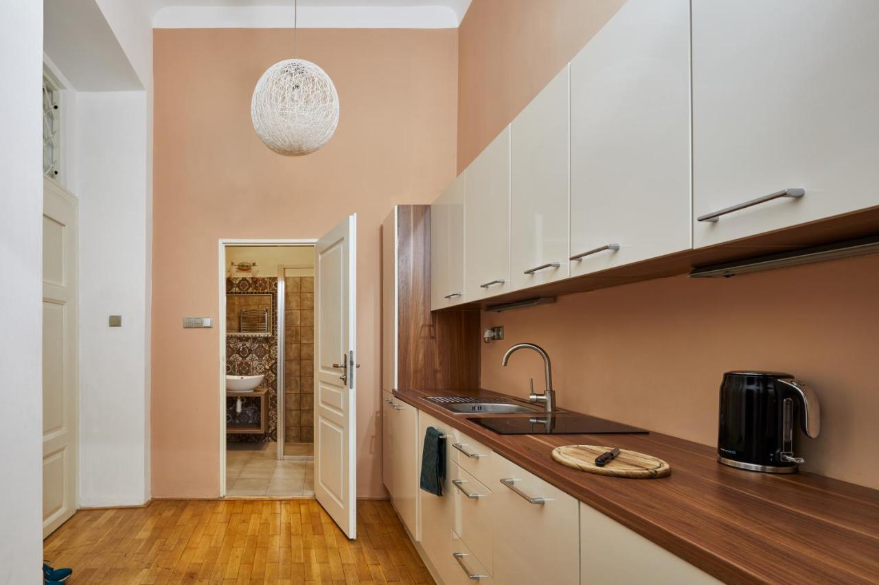 Prague Days - Cozy Flat In The Old Town Apartment Bagian luar foto